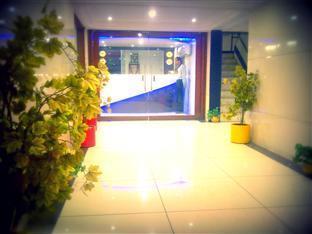 Hotel Aditya Rajkot Ngoại thất bức ảnh